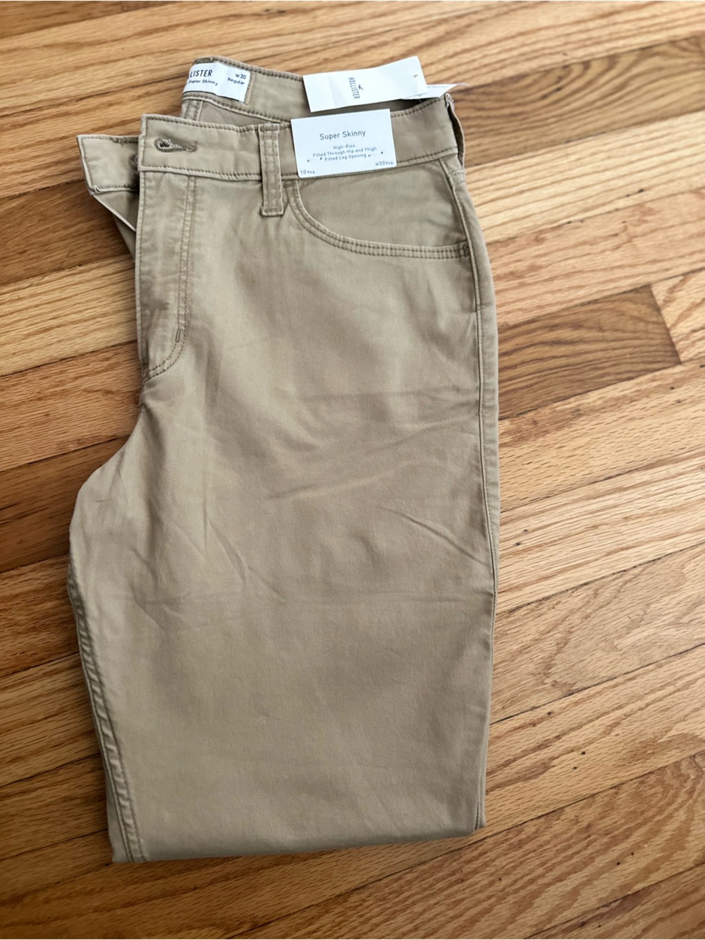 Hollister Super Skinny Chinos in Tan